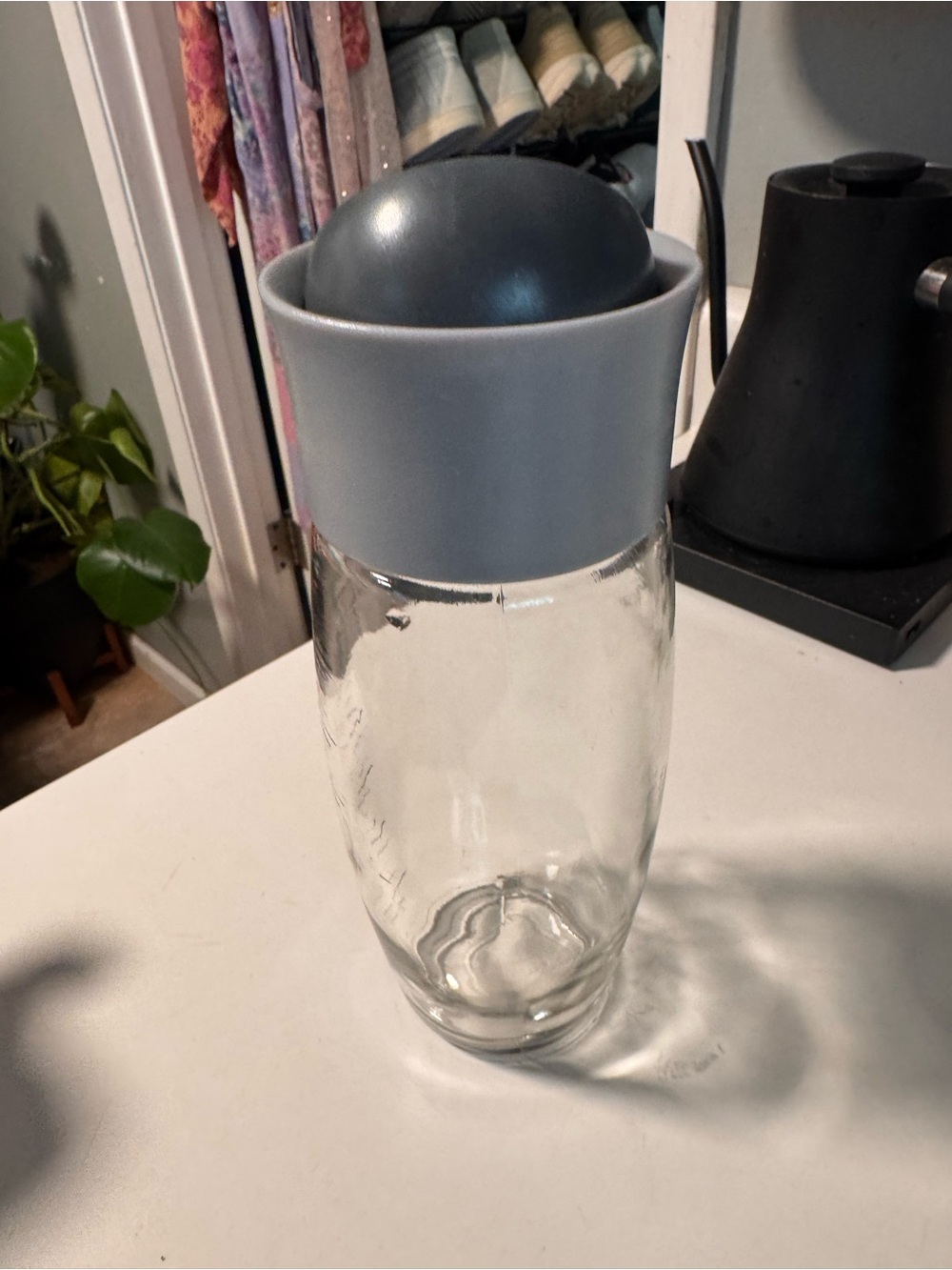 Fliptop Glass Cocktail Shaker with Light Gray Silicone Lid